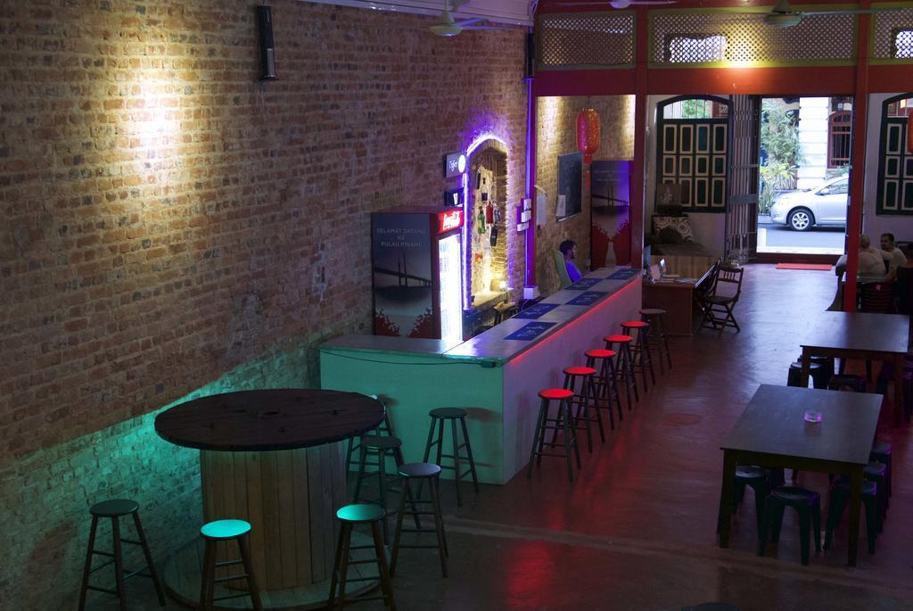 Tipsy Tiger Party Hostel George Town Extérieur photo