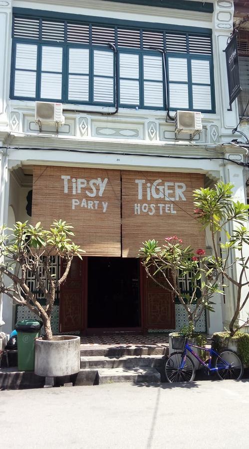 Tipsy Tiger Party Hostel George Town Extérieur photo